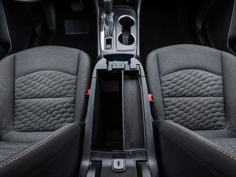 Used 2021 Chevrolet Equinox LT image 27