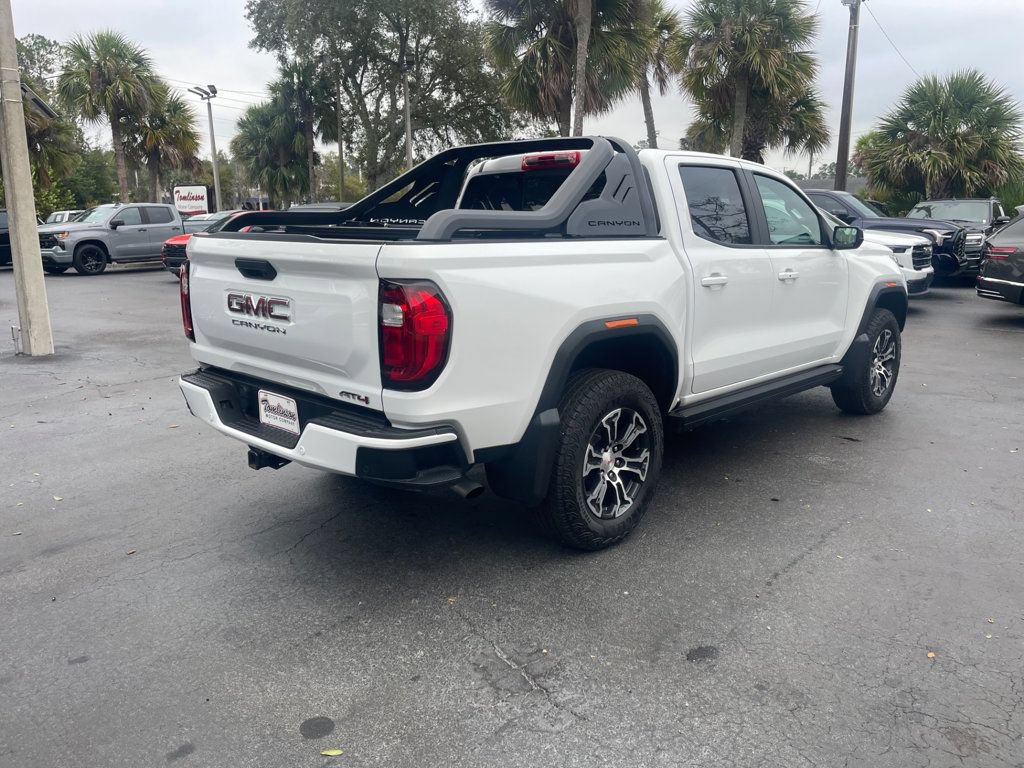 Used 2025 GMC Canyon AT4 w/ AT4 Premium Package AWD/4WD image 6