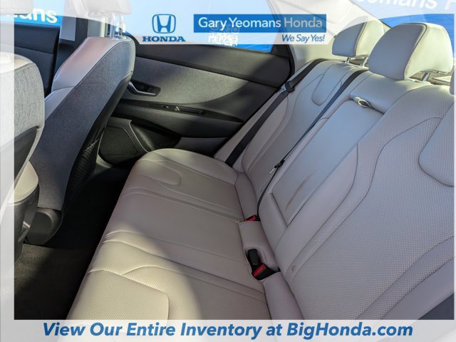 Used 2024 Hyundai Elantra Limited FWD image 19