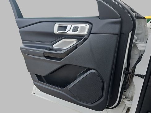 Used 2021 Ford Explorer ST w/ Equipment Group 401A AWD/4WD image 34