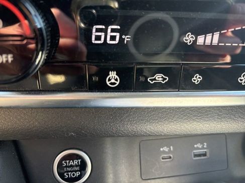 Used 2023 Nissan Rogue SL image 32