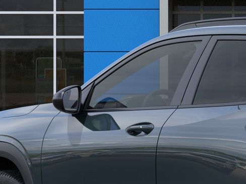 New 2026 Chevrolet Trax LT w/ Driver Confidence Package FWD image 42