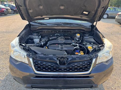 Used 2014 Subaru Forester 2.5i AWD/4WD image 16