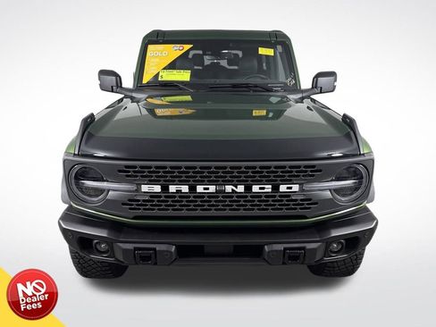 Used 2023 Ford Bronco Badlands image 9