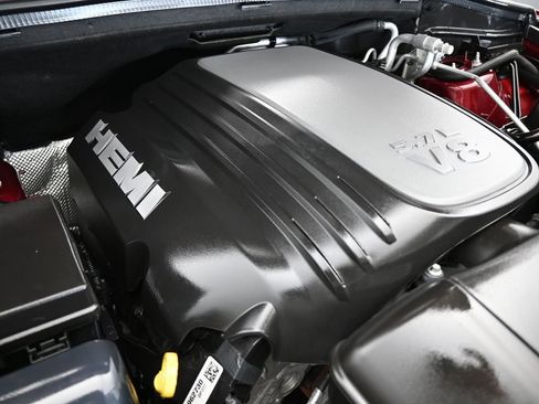 Used 2023 Dodge Durango R/T image 32