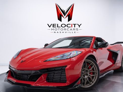 Used 2026 Chevrolet Corvette Z06 w/ Z07 Performance Package RWD image 1