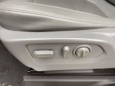 Used 2021 GMC Sierra 1500 SLT image 17