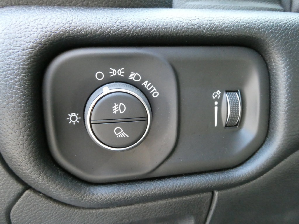 Used 2022 RAM 1500 Lone Star AWD/4WD image 26