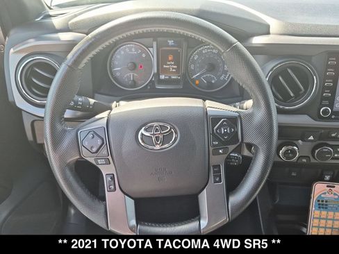 Used 2021 Toyota Tacoma SR5 AWD/4WD image 21