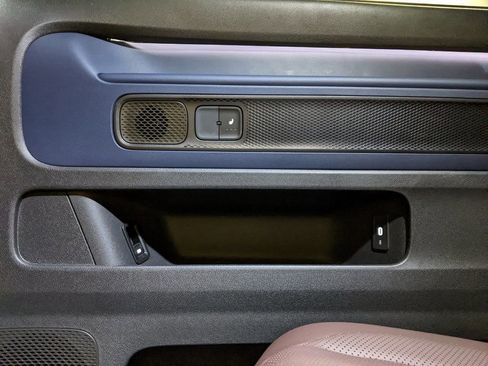 New 2025 Volkswagen ID. Buzz Pro S image 23