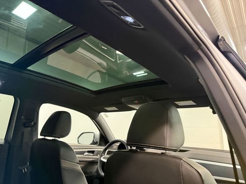 Used 2023 Volkswagen Atlas Cross Sport SEL Premium R-Line image 17