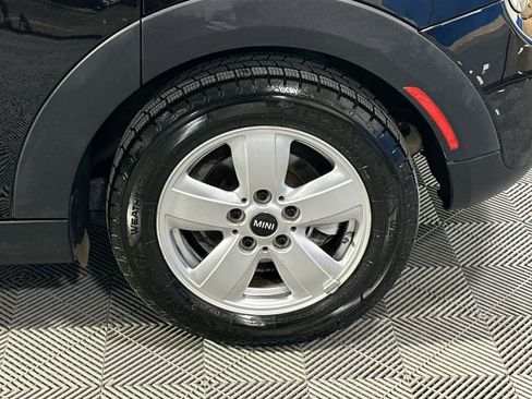 Used 2021 MINI Cooper 4-Door Hardtop image 12