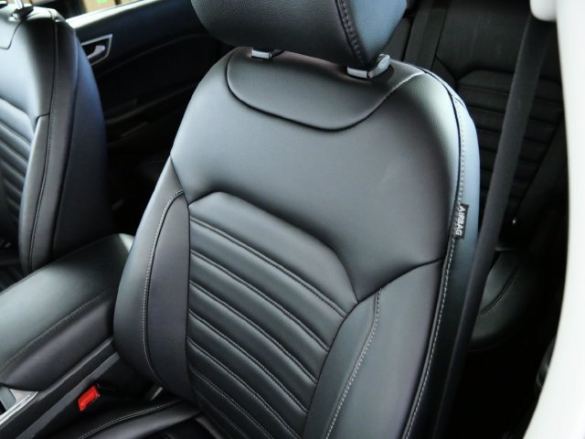 Certified 2024 Ford Edge SEL w/ Convenience Package AWD/4WD image 17