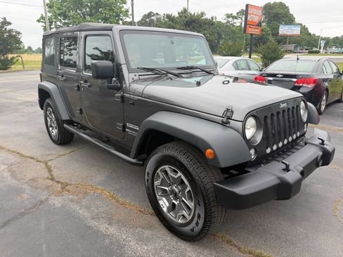 Used 2014 Jeep Wrangler Unlimited Sport w/ Quick Order Package 24S AWD/4WD image 7
