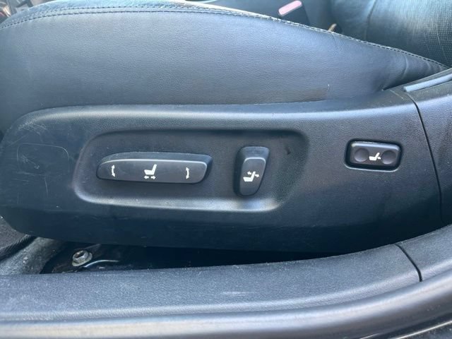 Used 2011 Lexus ES 350 w/ Preferred Accessory Package FWD image 10