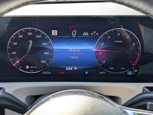 Used 2025 Mercedes-Benz CLA 250 4MATIC image 3