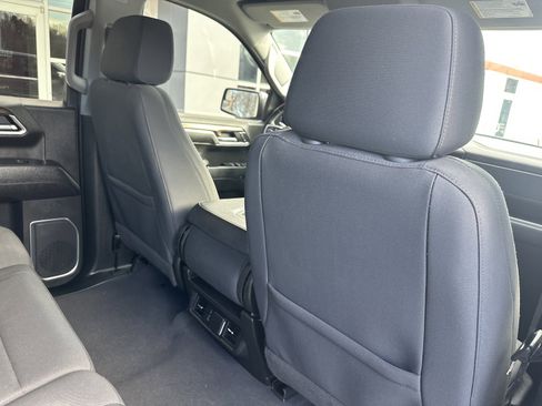 Used 2023 Chevrolet Silverado 1500 LT image 26