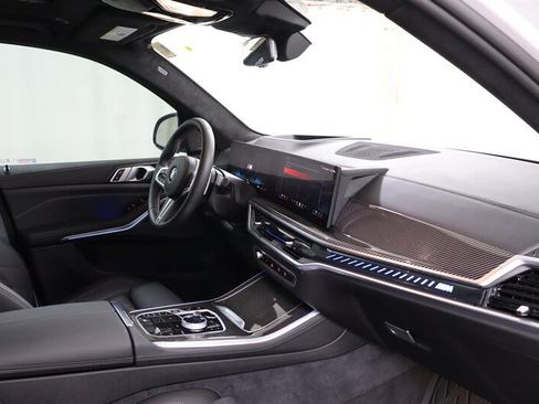 Used 2026 BMW X5 M60i AWD/4WD image 24