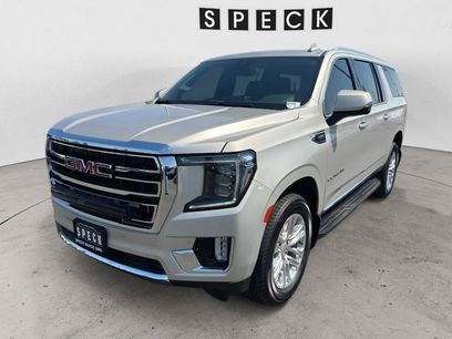Used 2023 GMC Yukon XL SLT w/ SLT Premium Package