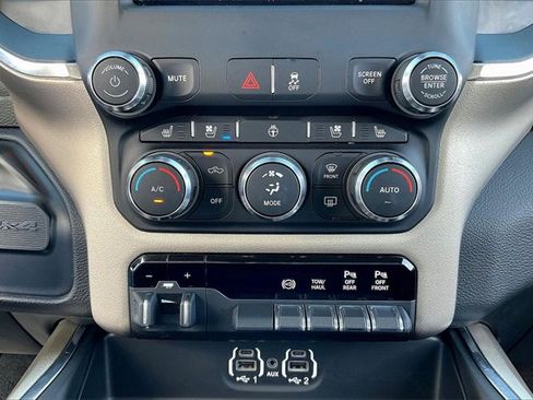 Used 2021 RAM 2500 Laramie image 33