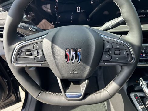 New 2026 Buick Envista Avenir image 26