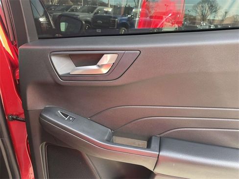 Used 2023 Ford Escape ST-Line w/ Equipment Group 301A image 25