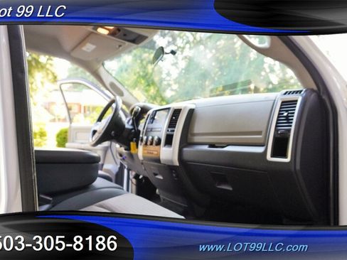 Used 2011 RAM 2500 SLT AWD/4WD image 19
