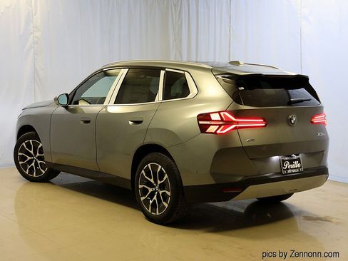 Used 2026 BMW X3 xDrive30i w/ Convenience Package AWD/4WD image 2