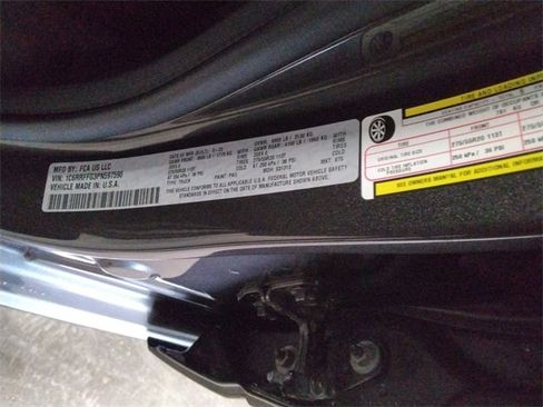 Used 2023 RAM 1500 Big Horn image 13