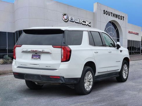 Certified 2024 GMC Yukon SLT w/ SLT Premium Package image 6