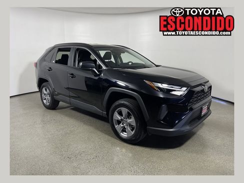 Certified 2025 Toyota RAV4 LE image 1