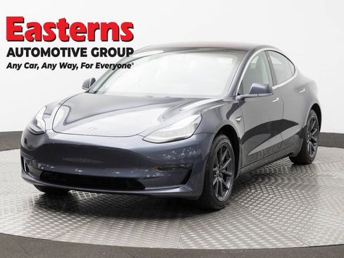 Used 2018 Tesla Model 3 Long Range RWD image 1