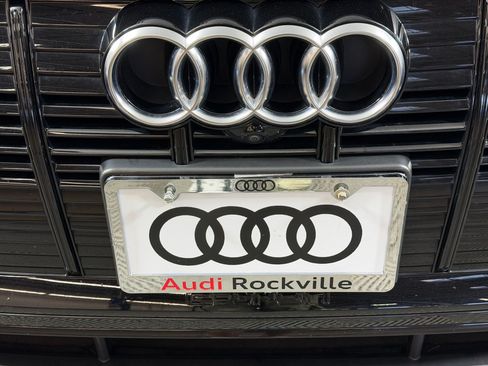 Certified 2023 Audi e-tron Prestige w/ Prestige Package AWD/4WD image 28