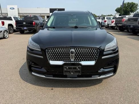 Used 2024 Lincoln Aviator AWD w/ Premium Package image 5