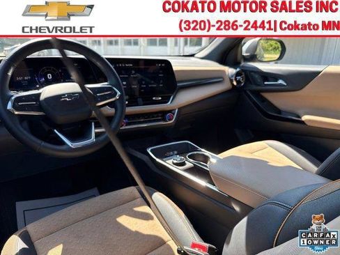 Used 2025 Chevrolet Equinox ACTIV w/ Safety and Technology Package AWD/4WD image 16