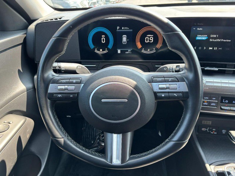 Used 2025 Hyundai Kona SEL AWD/4WD image 15