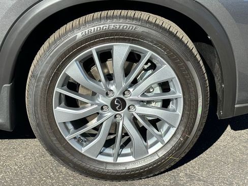 New 2025 INFINITI QX50 Pure image 24