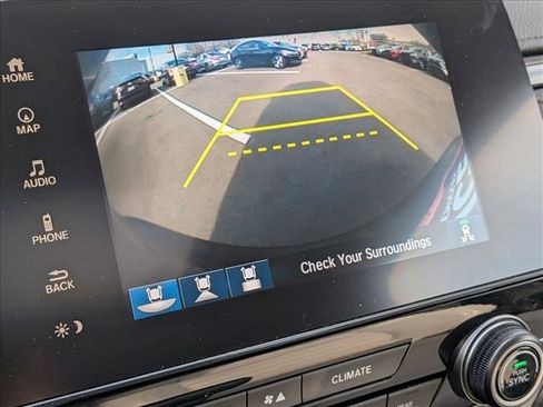 Used 2018 Honda CR-V Touring image 13