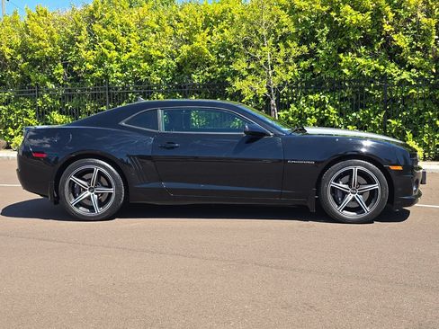 Used 2011 Chevrolet Camaro SS w/ RS Package RWD image 3