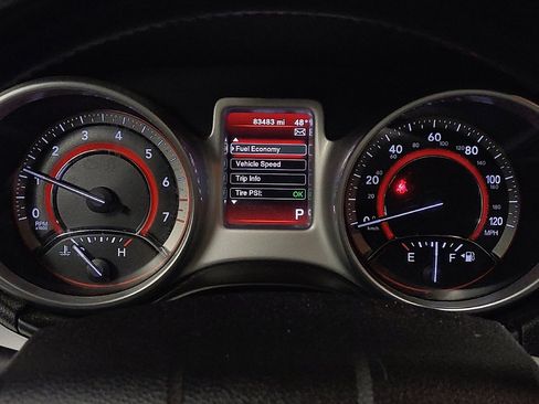 Used 2017 Dodge Journey SXT w/ Chrome Appearance Group image 23