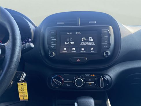Used 2020 Kia Soul LX FWD image 20