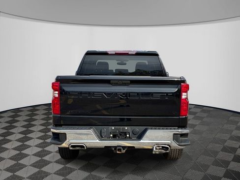 Used 2021 Chevrolet Silverado 1500 LT AWD/4WD image 6