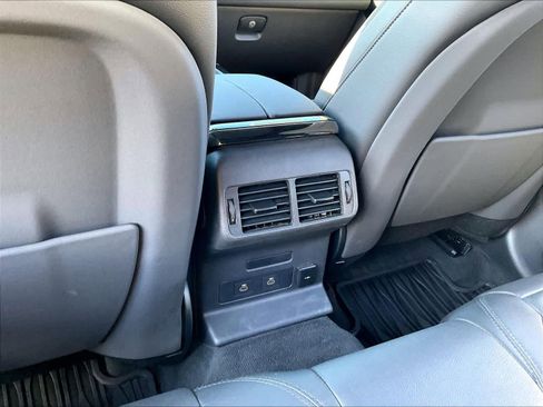 Used 2026 Land Rover Range Rover Velar S image 36