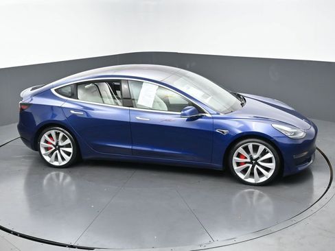 Used 2018 Tesla Model 3 Performance image 41