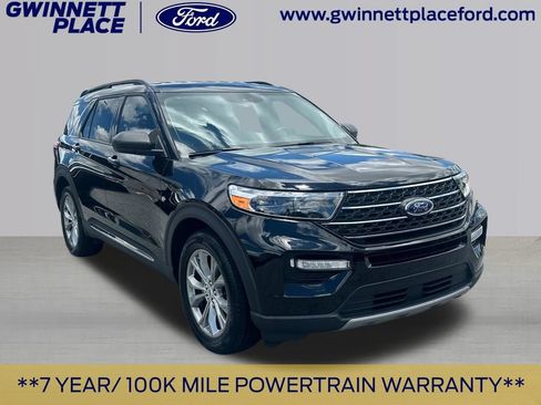 Certified 2023 Ford Explorer XLT w/ Equipment Group 202A RWD image 3