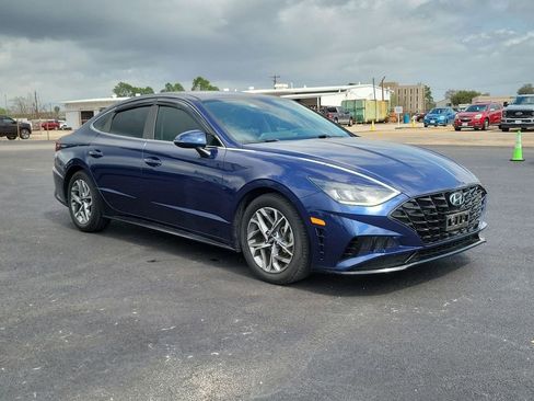 Used 2021 Hyundai Sonata SEL w/ Preferred Accessory Package image 19