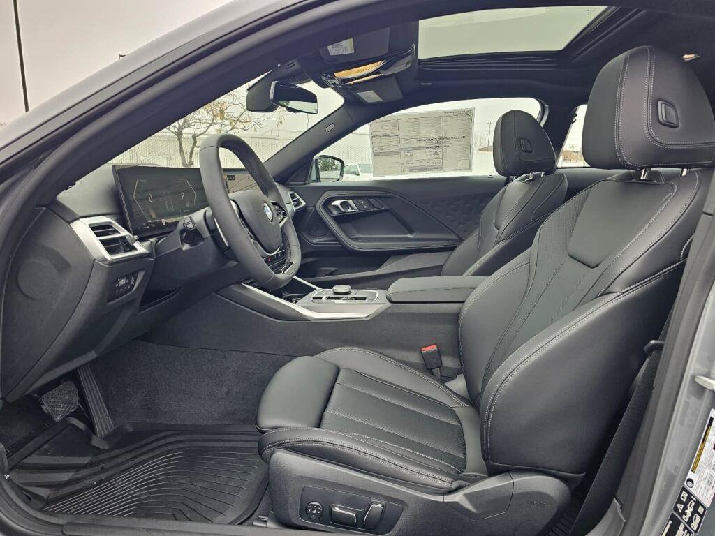 New 2026 BMW 230i xDrive Coupe w/ Premium Package AWD/4WD image 10