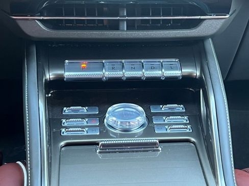 Certified 2024 Lincoln Nautilus Black Label w/ Jet Appearance Package (87T) image 23