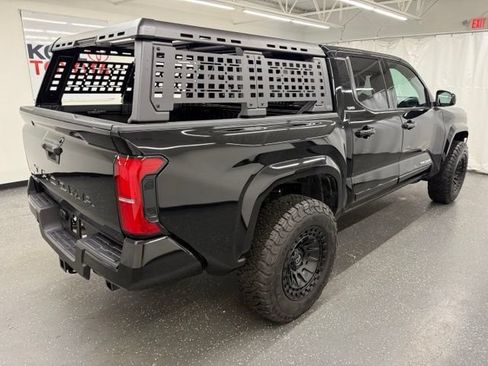 Certified 2026 Toyota Tacoma SR5 AWD/4WD image 2