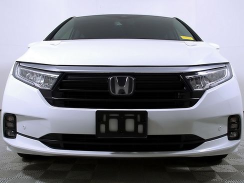 Used 2024 Honda Odyssey Elite image 5